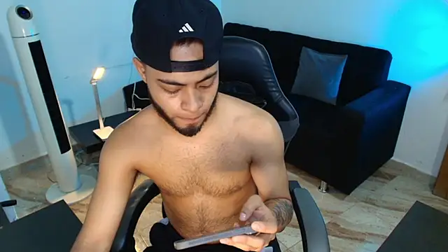 Xanderstone00 online show from 03-20-26, 05:07