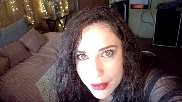 VelvetBrunetteXo online show from 04-07-26, 04:51