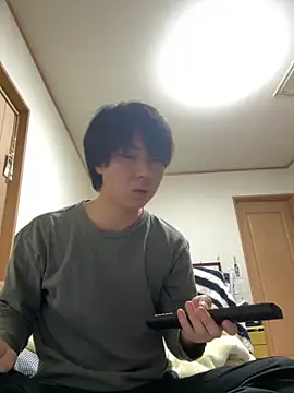 Snapshot of hibi0875 chatting on 03-10-26, 03:28 hibi0875 online show from 03-10-26, 03:28