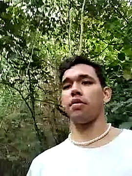 Isaak 26 online show from 04-08-26, 01:33