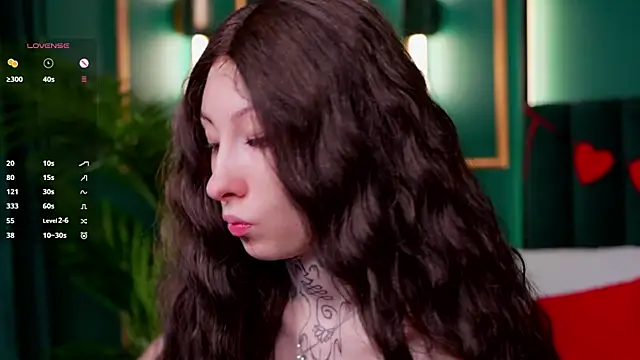 Snapshot of roxy_morrison_x chatting on 02-16-26, 05:53 roxy morrison x online show from 02-16-26, 05:53