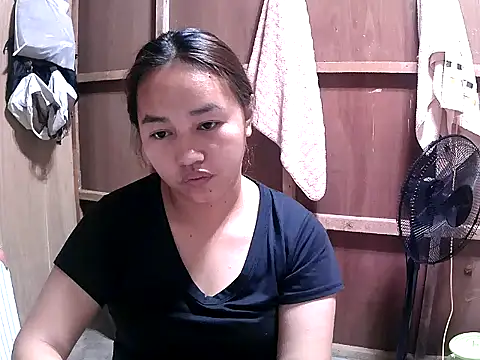 Snapshot of Cloudette_17 chatting on 02-28-26, 10:16 Cloudette 17 online show from 02-28-26, 10:16