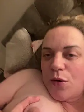 Snapshot of Piper_Milf_36 chatting on 02-24-26, 10:41 Piper Milf 36 online show from 02-24-26, 10:41