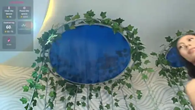 Snapshot of sophieBlair_ chatting on 02-19-26, 07:32 sophieBlair online show from 02-19-26, 07:32