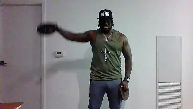 Snapshot of darkstallion7 chatting on 02-11-26, 12:37 darkstallion7 online show from 02-11-26, 12:37