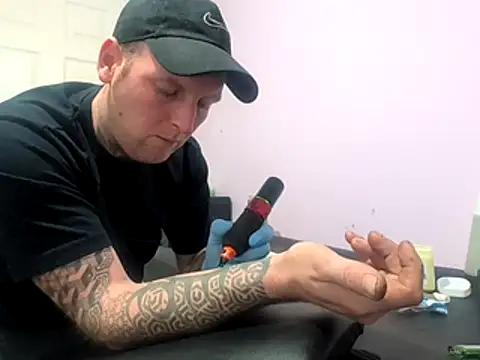 dave32000 online show from 02-19-26, 09:22