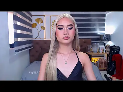 JuicyCockThea online show from 04-08-26, 02:22