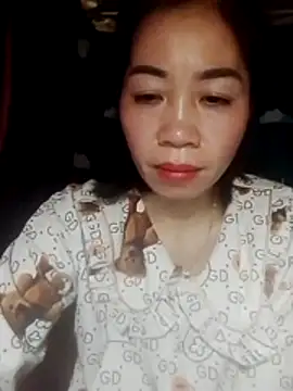 Snapshot of -Lundy- chatting on 02-23-26, 05:05 -Lundy- online show from 02-23-26, 05:05