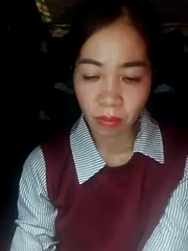 Snapshot of -Lundy- chatting on 02-25-26, 04:22 -Lundy- online show from 02-25-26, 04:22