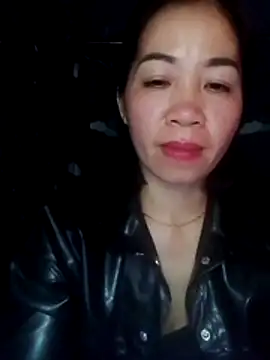 Snapshot of -Lundy- chatting on 02-27-26, 02:28 -Lundy- online show from 02-27-26, 02:28