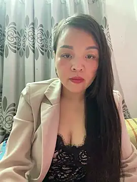 Strawberry-wet online show from 02-25-26, 03:38