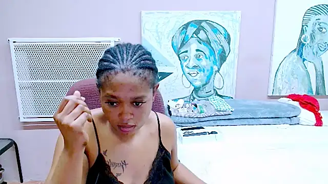 TyraHotxxx online show from 05-15-26, 01:12