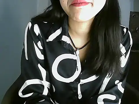 Snapshot of Sweety_cream chatting on 02-23-26, 11:18 Sweety cream online show from 02-23-26, 11:18