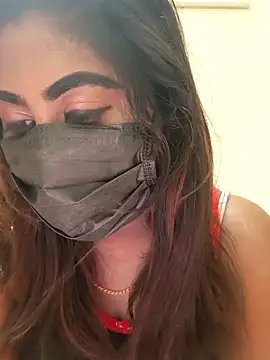 Snapshot of Revanthika-27 chatting on 02-26-26, 06:40 Revanthika-27 online show from 02-26-26, 06:40