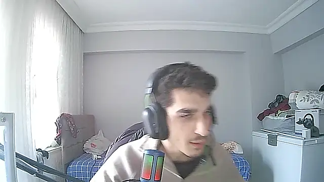 Snapshot of enesbabakral chatting on 02-09-26, 12:09 enesbabakral online show from 02-09-26, 12:09