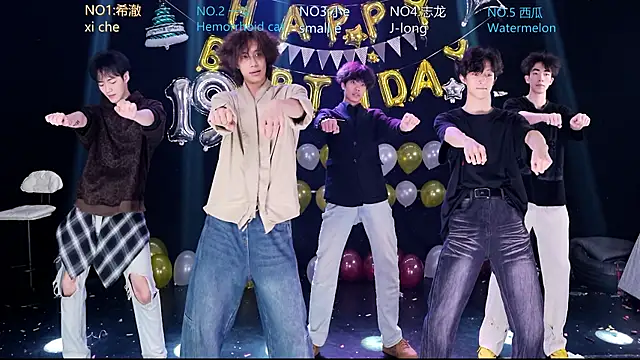 GGBond-02 online show from 04-10-26, 02:33