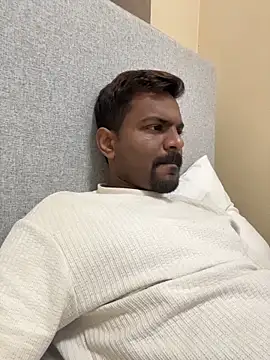 Snapshot of bhagihero chatting on 02-13-26, 06:31 bhagihero online show from 02-13-26, 06:31