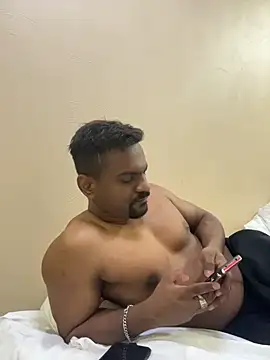 Snapshot of bhagihero chatting on 04-19-26, 06:10 bhagihero online show from 04-19-26, 06:10