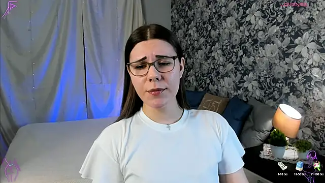 Coraline kitty online show from 02-14-26, 07:49