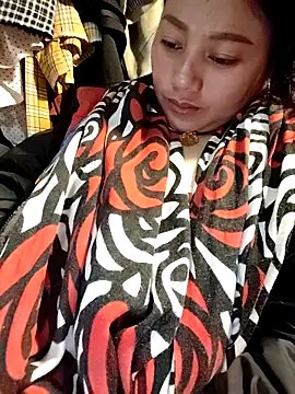 HUONG19999 online show from 02-10-26, 01:48