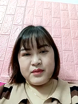 Snapshot of Kee-kimlee chatting on 02-10-26, 10:19 Kee-kimlee online show from 02-10-26, 10:19