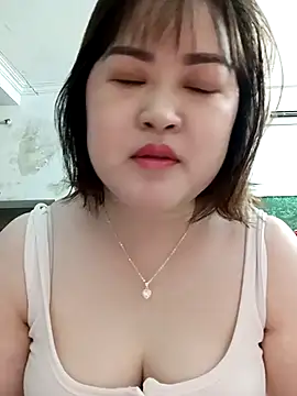 Kee-kimlee online show from 03-28-26, 02:33