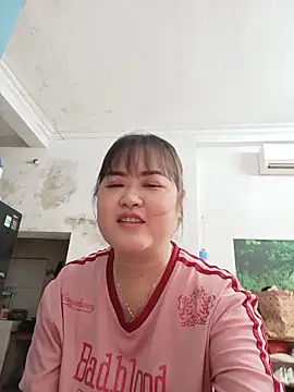 Snapshot of Kee-kimlee chatting on 05-21-26, 01:34 Kee-kimlee online show from 05-21-26, 01:34