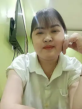 Snapshot of Kee-kimlee chatting on 06-21-26, 09:28 Kee-kimlee online show from 06-21-26, 09:28