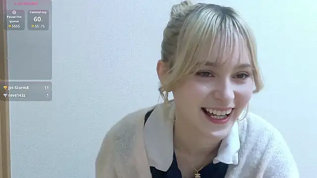 Snapshot of e_ri_ka93 chatting on 05-02-26, 03:06 e ri ka93 online show from 05-02-26, 03:06