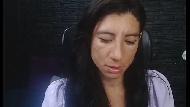 BrendaaCruz online show from 02-13-26, 12:12