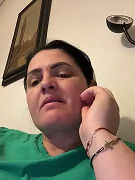 Snapshot of Sony28v chatting on 02-12-26, 07:14 Sony28v online show from 02-12-26, 07:14