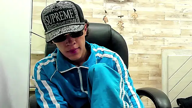 Snapshot of Jordi_Cooper chatting on 02-23-26, 03:59 Jordi Cooper online show from 02-23-26, 03:59