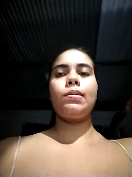 Snapshot of emily_prettygirl chatting on 03-04-26, 02:28 emily prettygirl online show from 03-04-26, 02:28