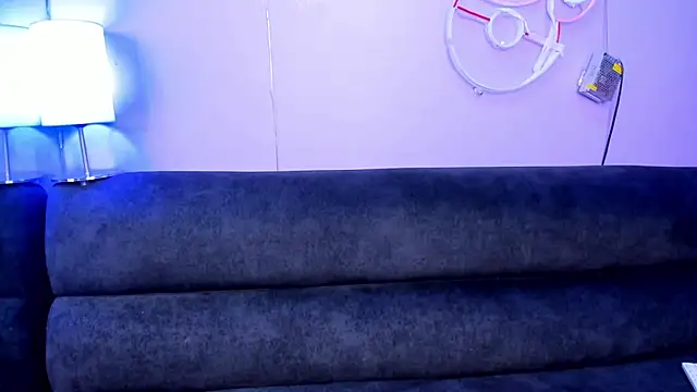 IvonyGarciia online show from 04-28-26, 02:27