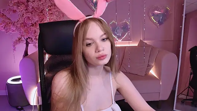 Snapshot of AmyNox chatting on 02-23-26, 05:05 AmyNox online show from 02-23-26, 05:05