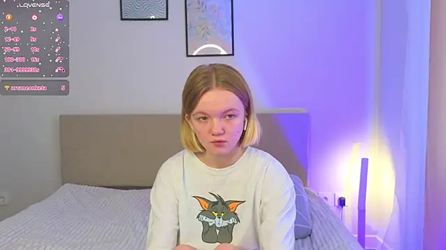 Snapshot of StellaBunny chatting on 02-22-26, 05:19 StellaBunny online show from 02-22-26, 05:19