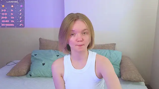 Snapshot of StellaBunny chatting on 02-26-26, 11:31 StellaBunny online show from 02-26-26, 11:31