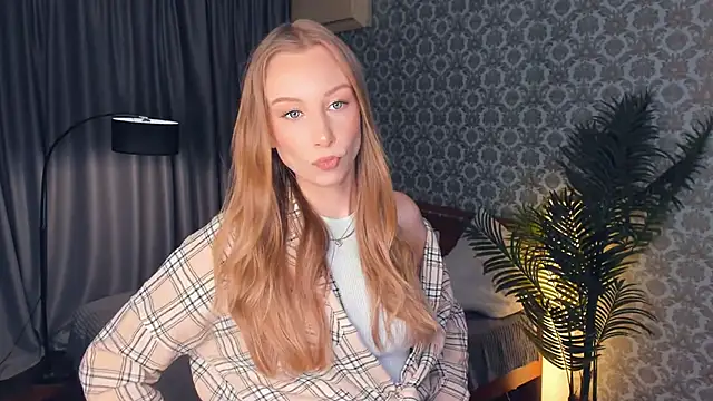 Snapshot of CarmenLipkin chatting on 02-28-26, 03:02 CarmenLipkin online show from 02-28-26, 03:02