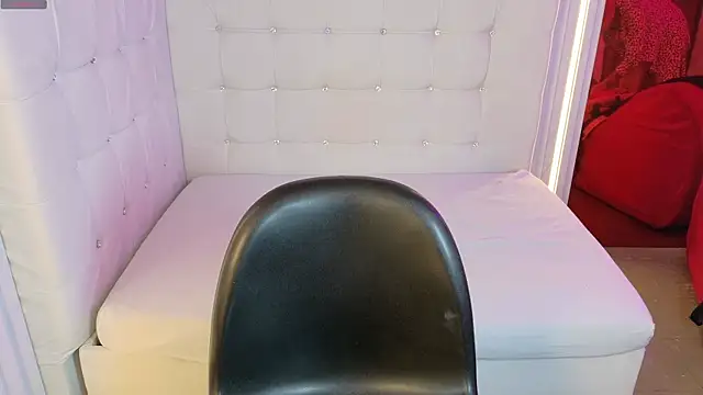 Everlyn sexx online show from 03-12-26, 12:00