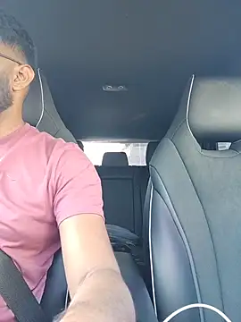 Snapshot of shineboy28 chatting on 02-22-26, 09:52 shineboy28 online show from 02-22-26, 09:52