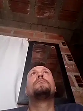 Snapshot of thomax10 chatting on 02-15-26, 05:09 thomax10 online show from 02-15-26, 05:09