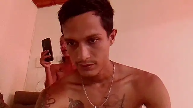 Max and anny online show from 04-13-26, 03:17