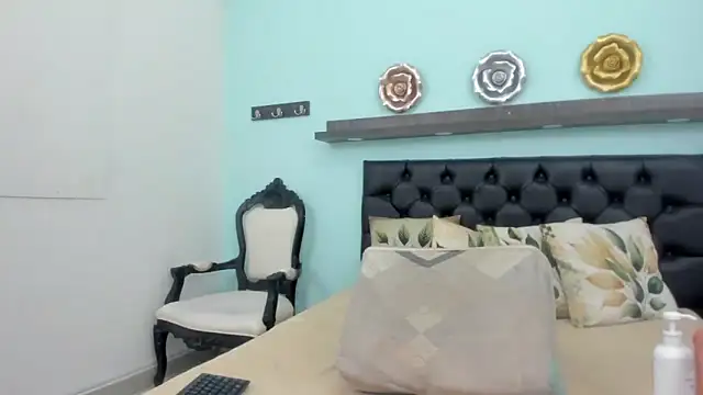 Sexy ebony 1 online show from 03-18-26, 11:13