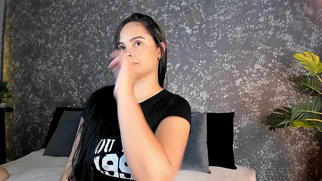 emma  summers online show from 02-24-26, 07:23