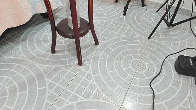 Faider Mons online show from 04-05-26, 04:31