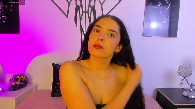 Snapshot of antonella_as chatting on 02-28-26, 11:50 antonella as online show from 02-28-26, 11:50