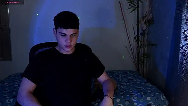 Snapshot of eithan_jonnes chatting on 02-24-26, 09:57 eithan jonnes online show from 02-24-26, 09:57