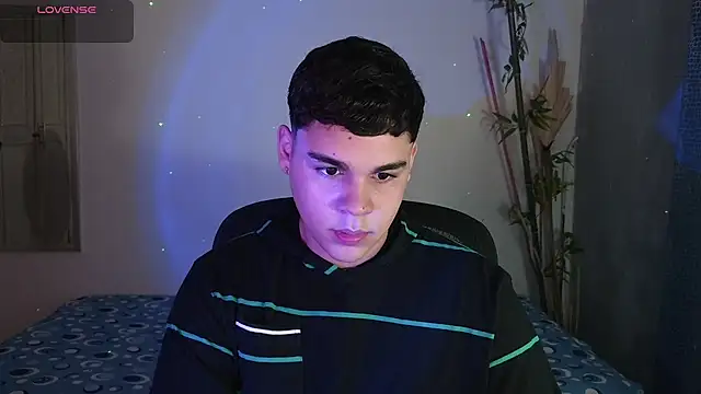 Snapshot of eithan_jonnes chatting on 02-27-26, 08:09 eithan jonnes online show from 02-27-26, 08:09