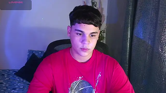 Snapshot of eithan_jonnes chatting on 02-28-26, 09:05 eithan jonnes online show from 02-28-26, 09:05