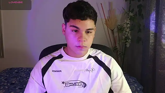 eithan jonnes online show from 03-08-26, 06:34